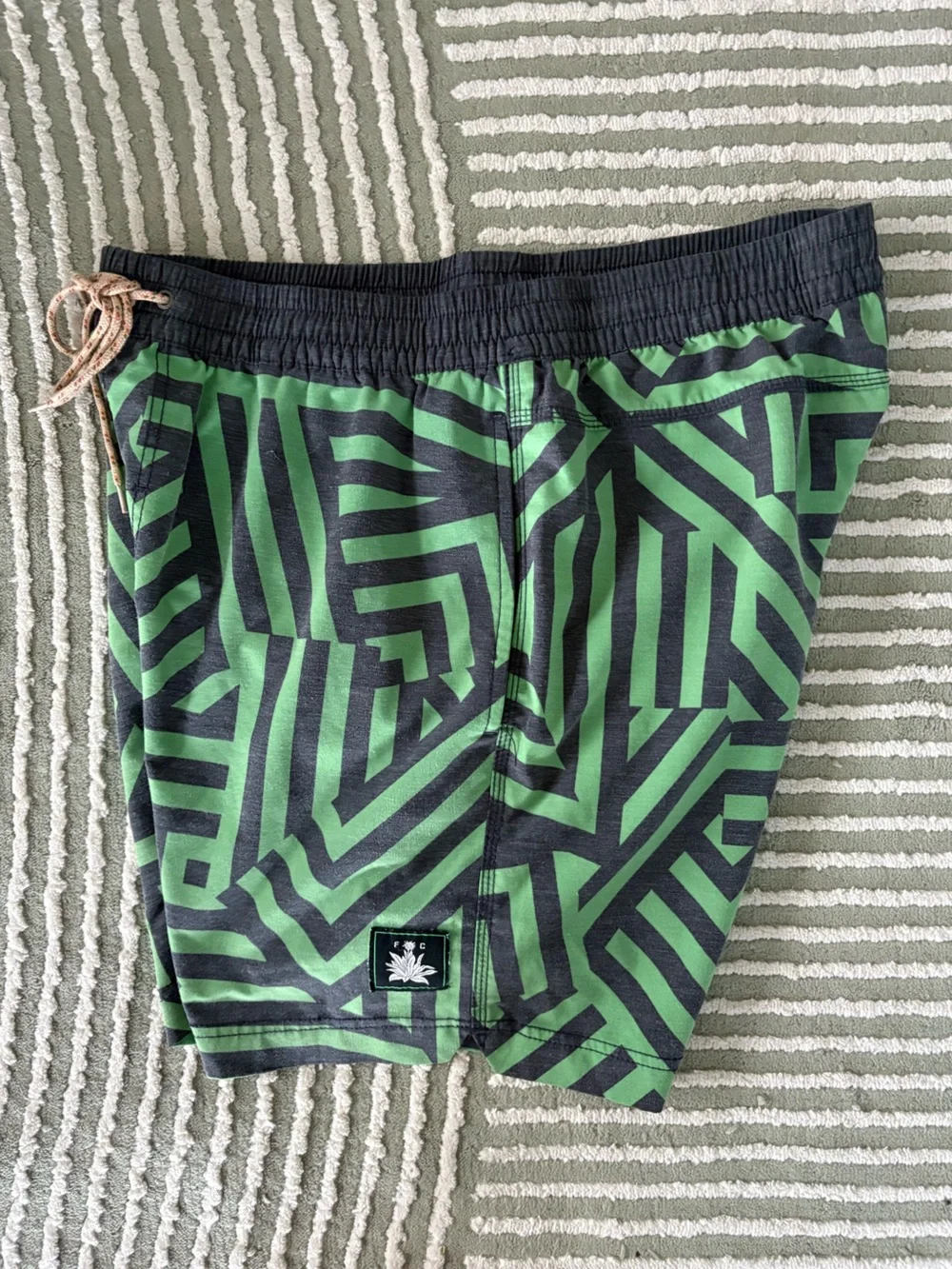 Howler Brothers Limited Edition 2022 Verde Collection Swim Board Shorts Waist 35